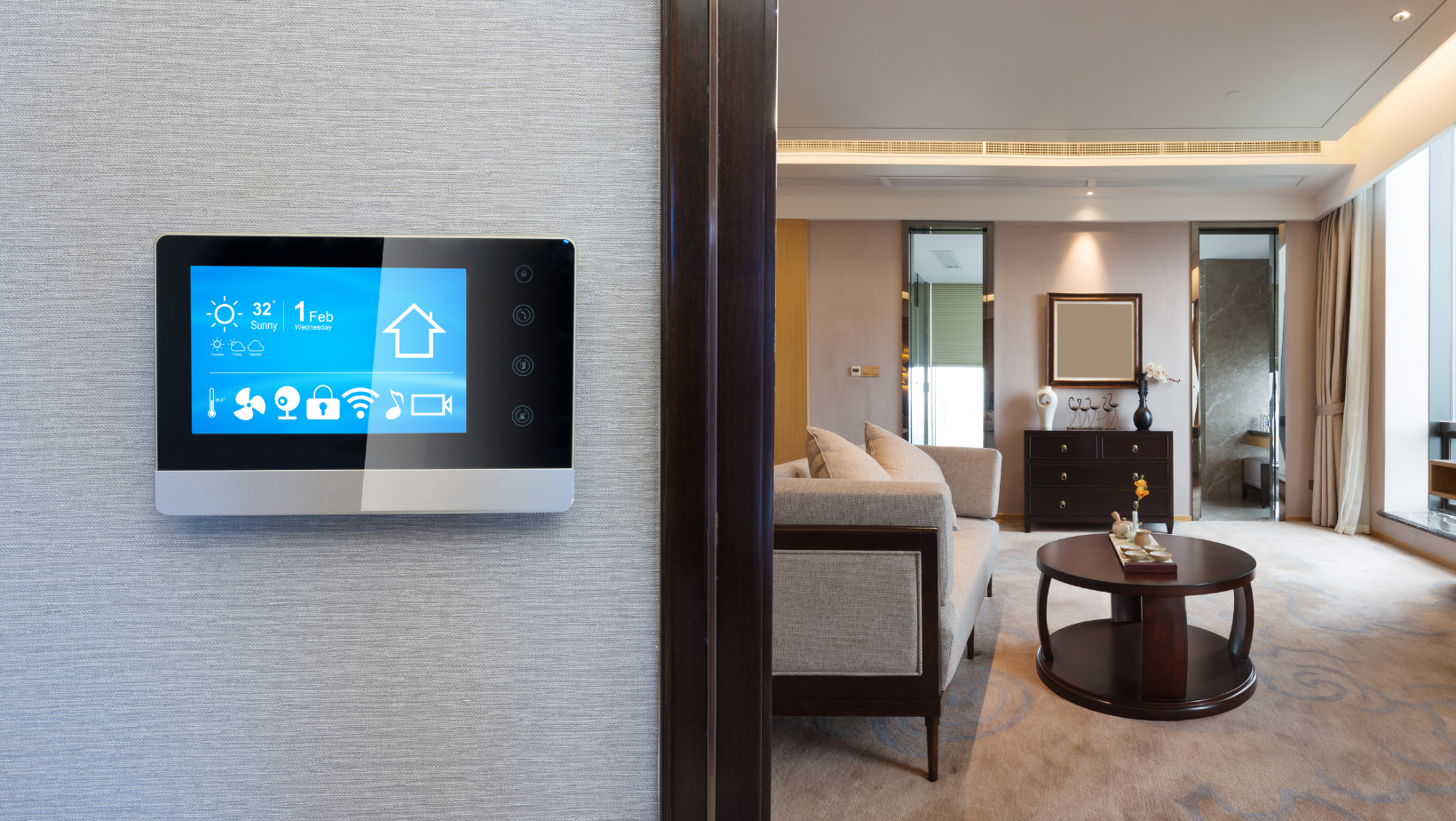 smart-home-thermostat-touchscreen